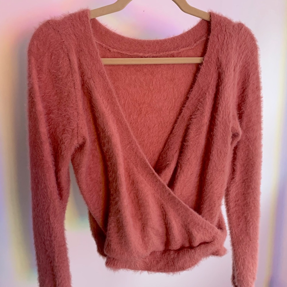 Fuzzy Cropped Twist Sweater